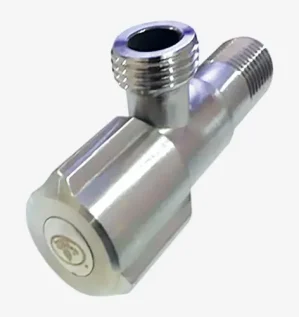 صورة لمحبس زاوية ستانلس ستيل 304 مع تصميم متين وراقي للتحكم في تدفق المياه في أنظمة السباكة.