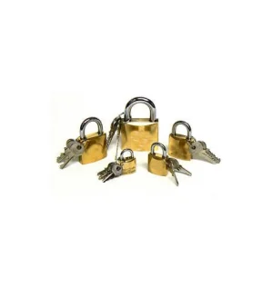 قفل تعليق معدني بمفتاح مقاوم للعوامل يوفر أمان موثوق وحماية فعالة للممتلكات.